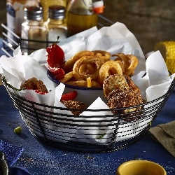 Round Wire Bucket With Enamel