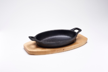 Cast Iron Sizzle Dish + Trivet, Oval 17X12Cm 
